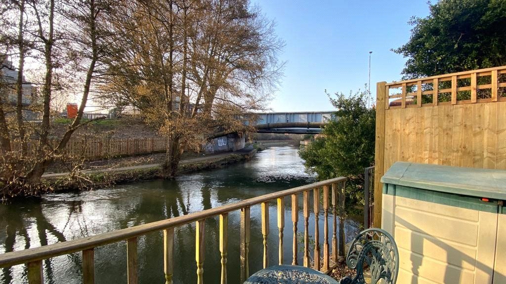 Property photo 2 of 7 River View