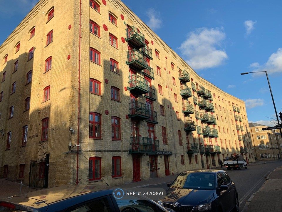 Property photo 2 of 11