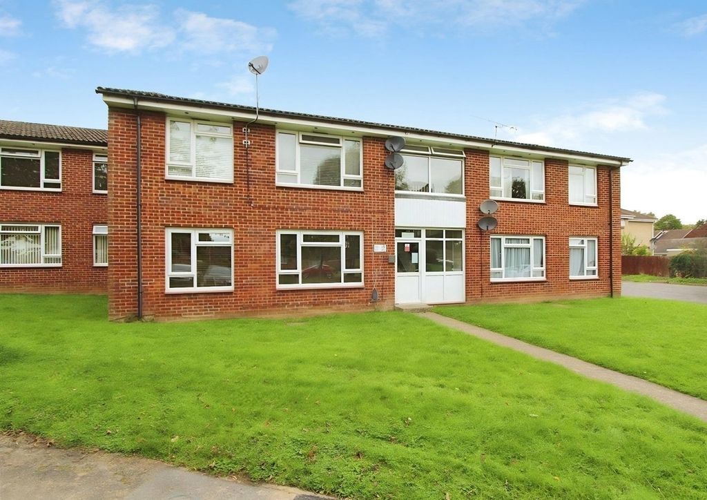 Property photo 1 of 9