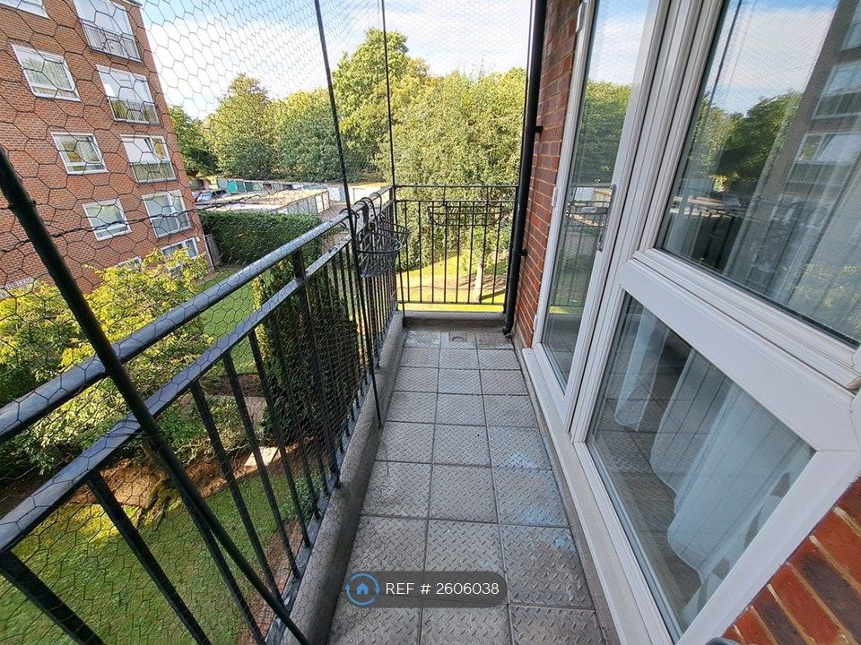 Property photo 2 of 10 Balcony