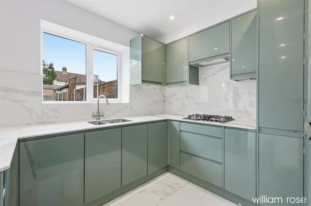 Property photo 3 of 21 16_Img_0074.Jpg