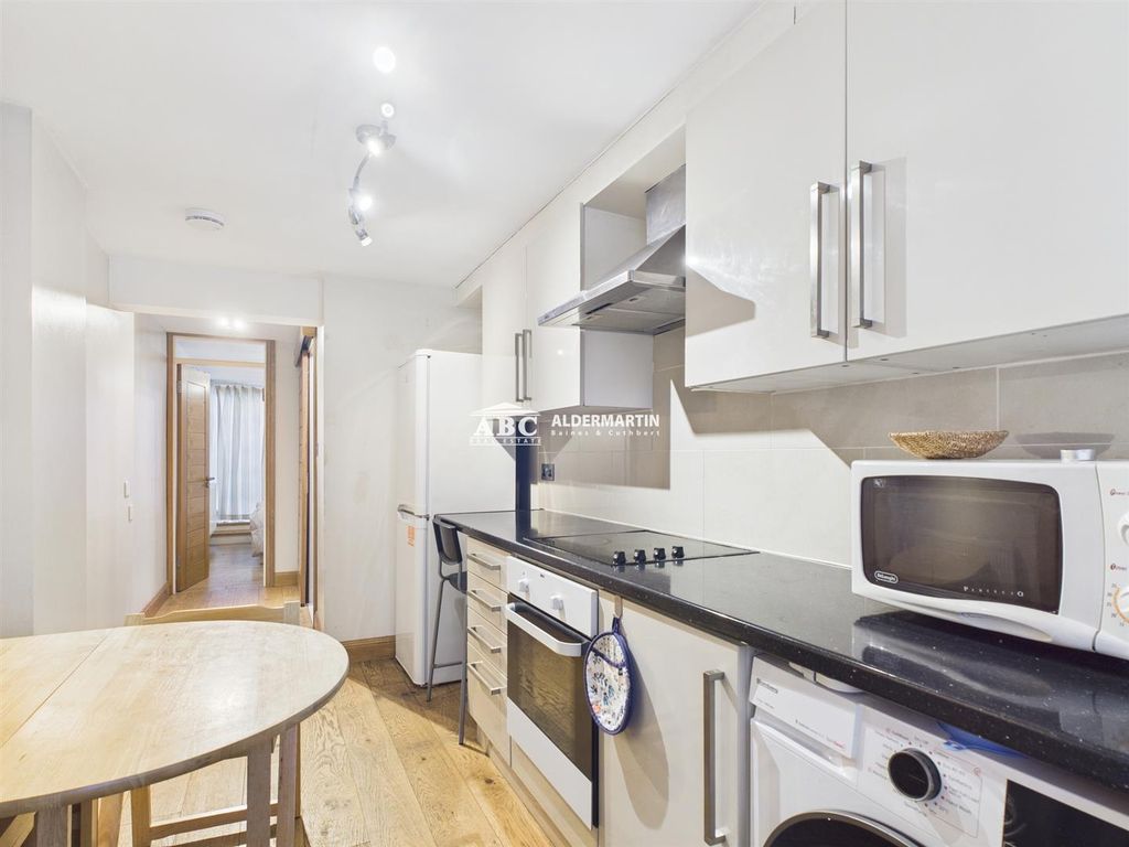 Property photo 2 of 5 Cam03827G0-Pr0114-Still001.Jpg