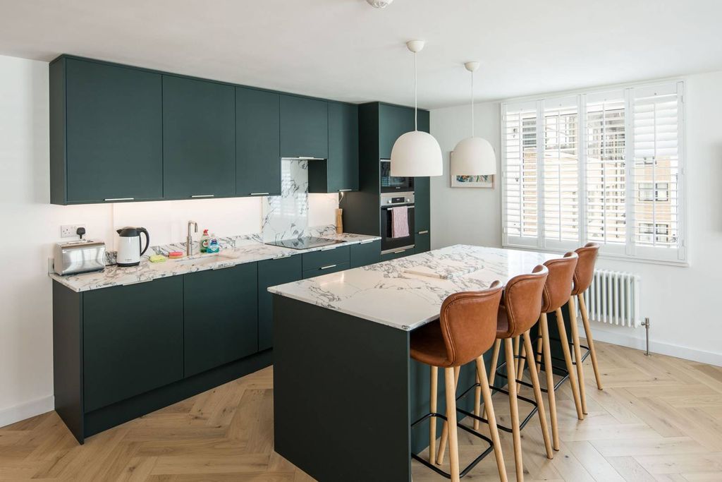 Property photo 3 of 27