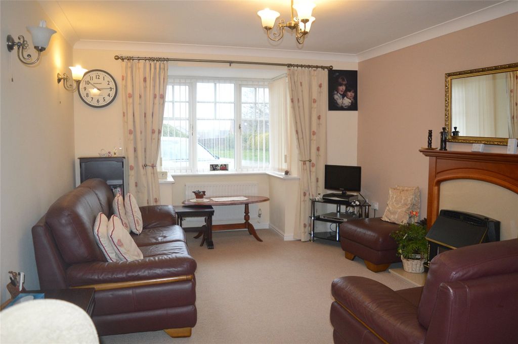 Property photo 3 of 8 Picture No. 07