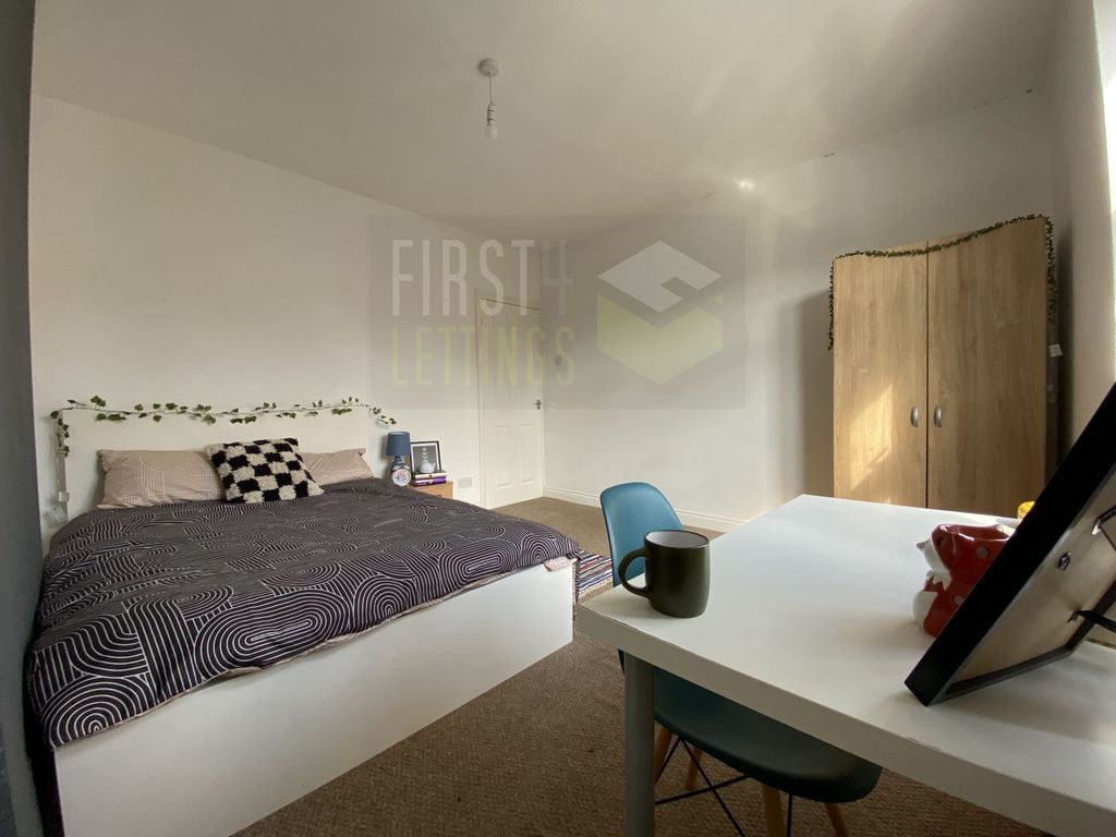 Property photo 2 of 16 Photo 28