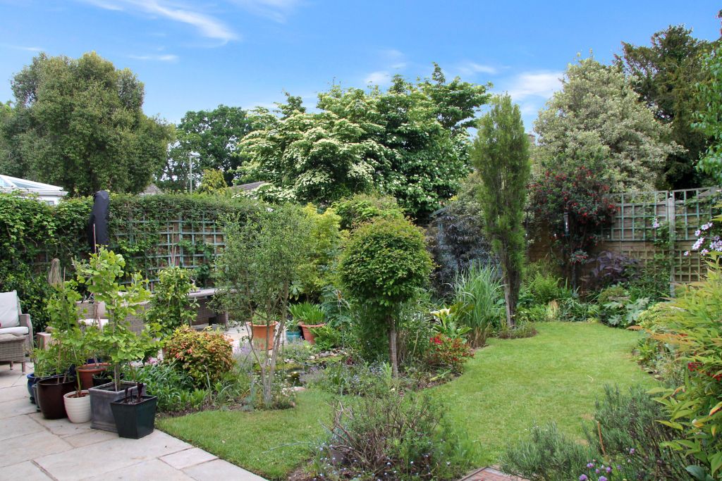 Property photo 3 of 19