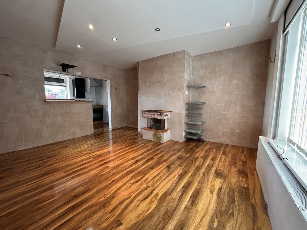 Property photo 2 of 23 Img_6684