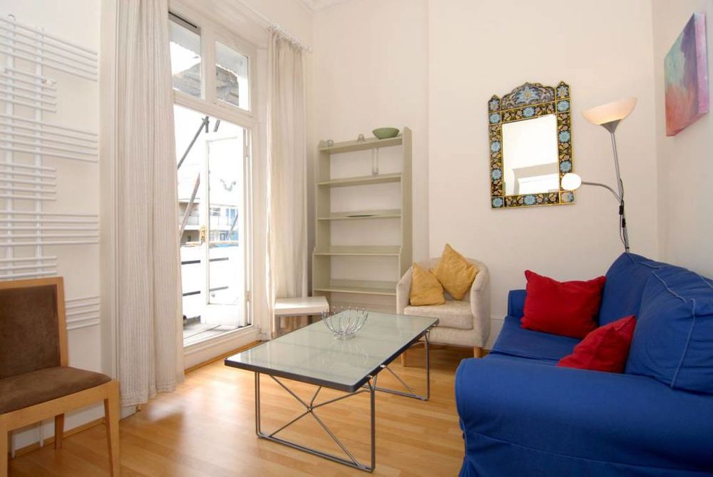 Property photo 1 of 4
