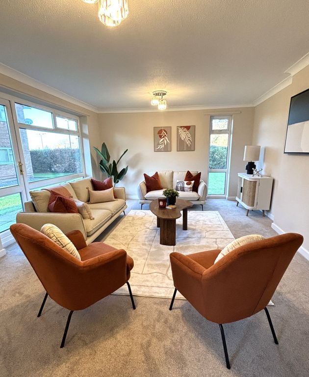 Property photo 3 of 11