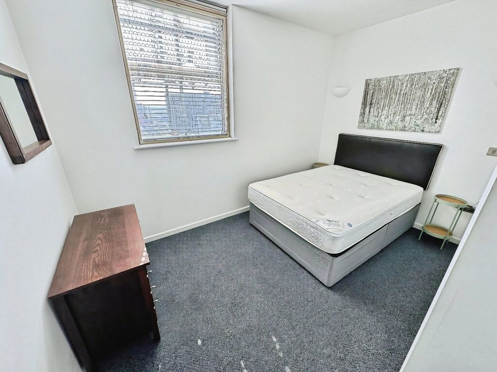 Property photo 3 of 8 Picture No. 35