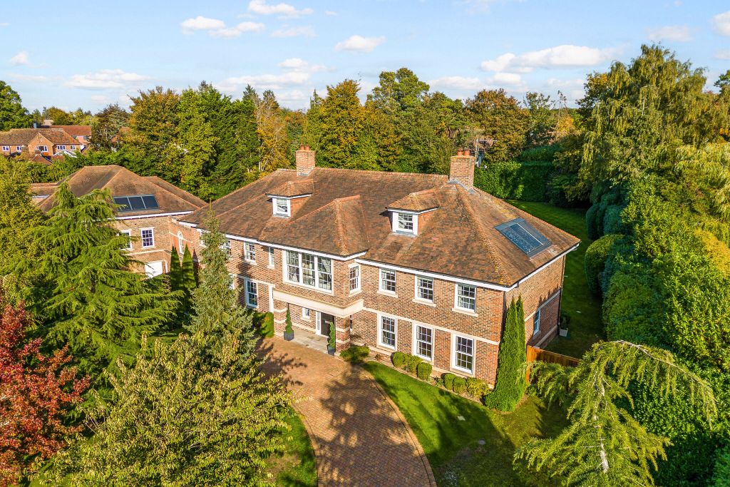 Property photo 1 of 19