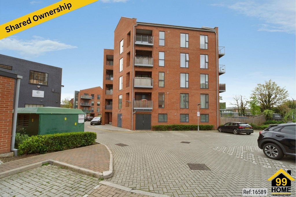 Property photo 1 of 20 Photo 0