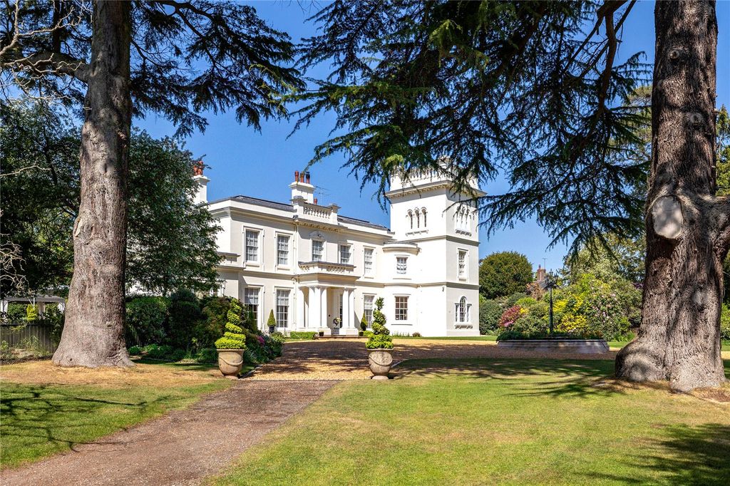 Property photo 2 of 28 Blakeshall Hall