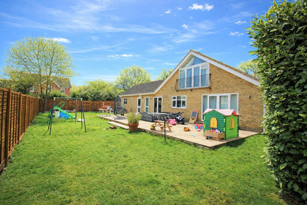 Additional image 20 of 4 bed detached bungalow for saleKingsdon Lane, Harlow CM17