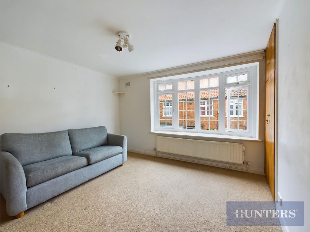 Property photo 2 of 11 Cam03407G0-Pr0314-Still010.Jpg