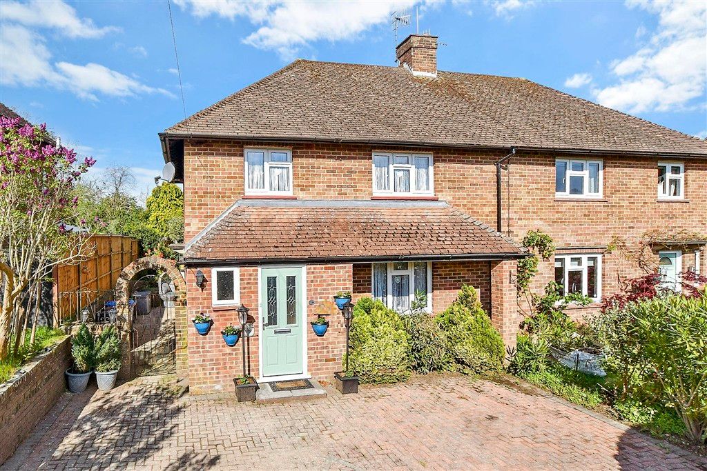 Property photo 2 of 10 Front Web