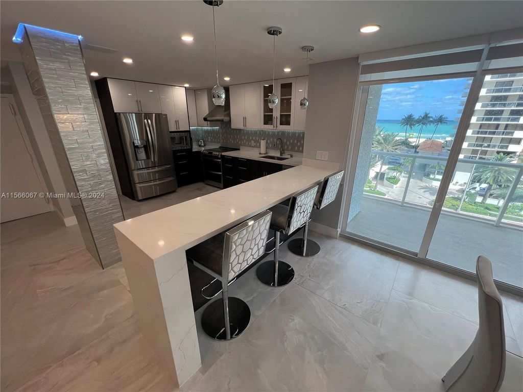 Property photo 3 of 28 <Alttext/>