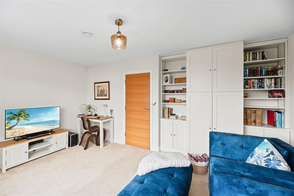 Property photo 3 of 32 Bedroom Two