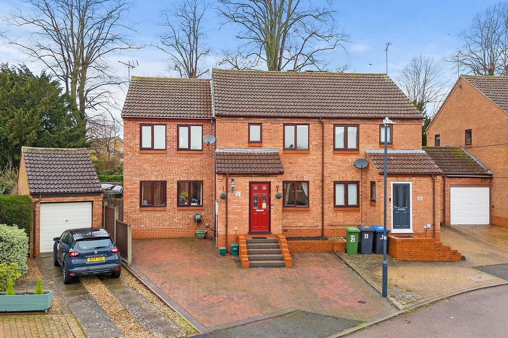 Property photo 1 of 24 Front (Exterior)