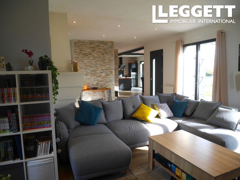 Property photo 3 of 10