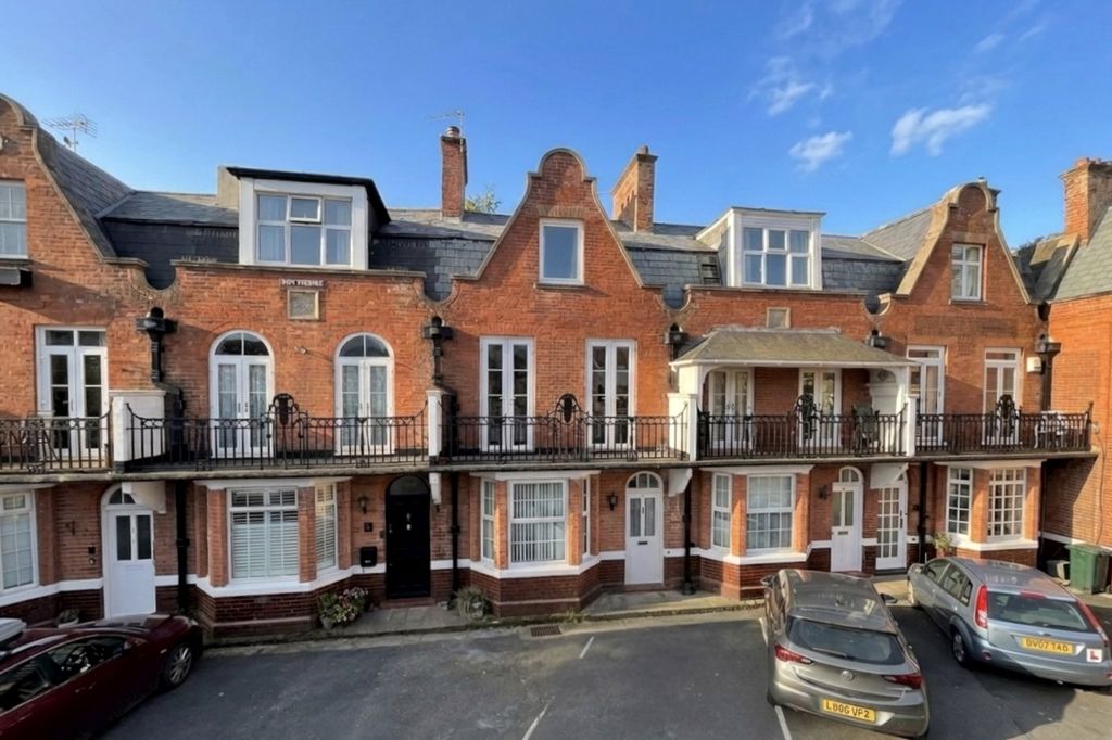 Property photo 1 of 14 Picture No. 17