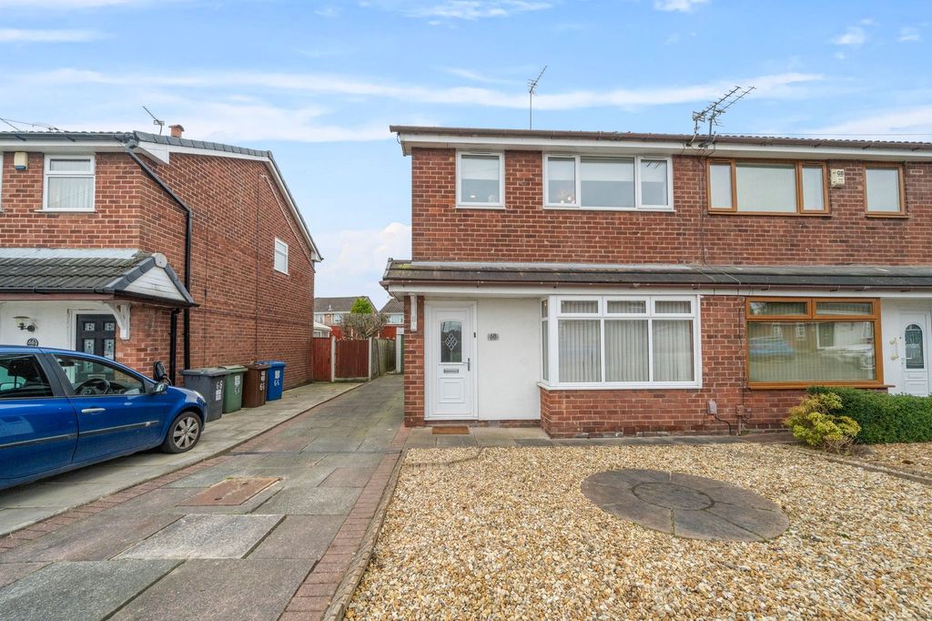 Property photo 1 of 18