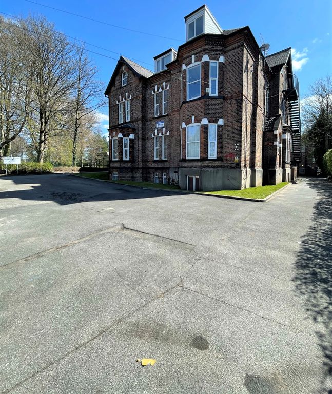 Property photo 2 of 11