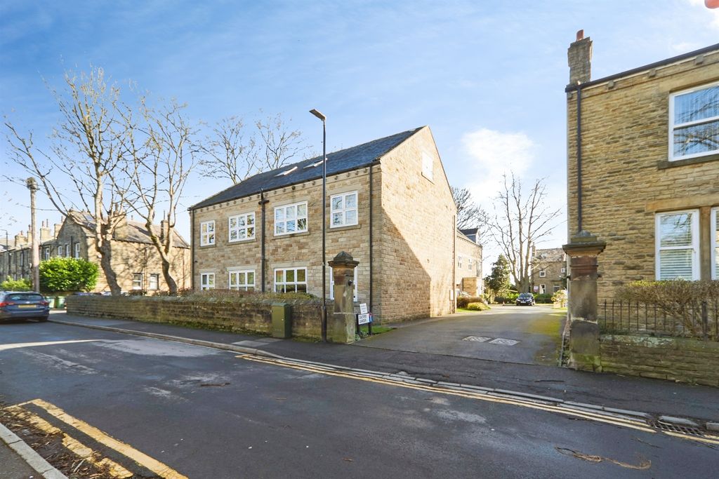 Additional image 15 of 2 bed flat for saleSalters Garden, Pudsey LS28