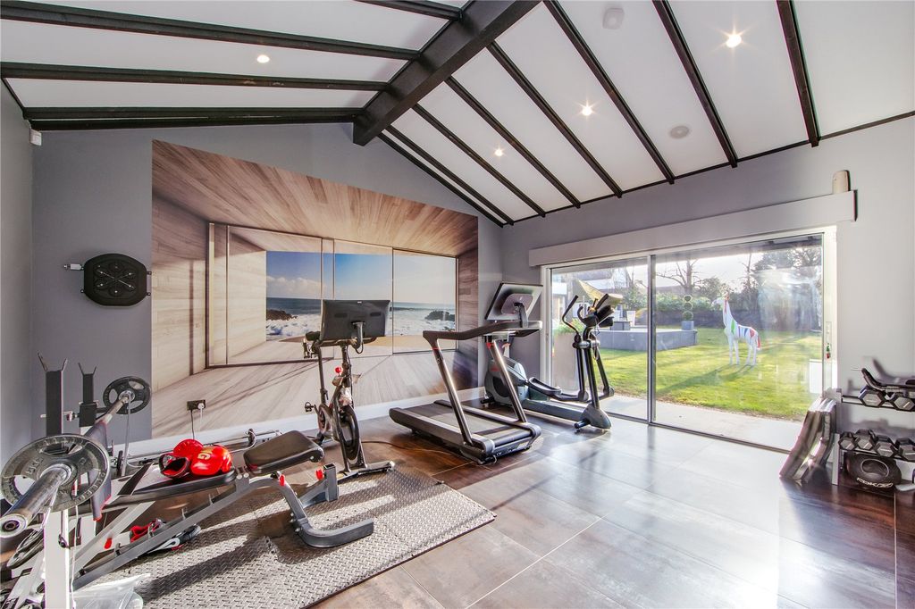 Additional image 18 of 6 bed detached house for saleWatford Road, Radlett, Hertfordshire WD7