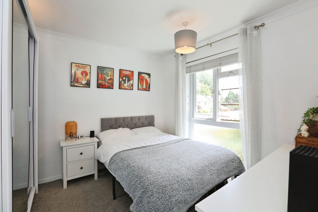 Additional image 9 of 3 bed semi-detached house for saleCorsletts Avenue, Horsham RH12