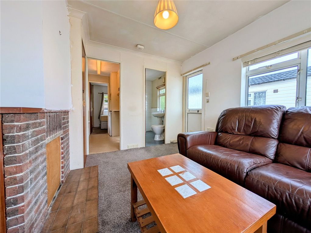 Property photo 1 of 11 Picture No. 01