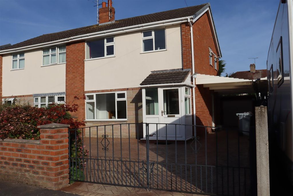 Property photo 1 of 23