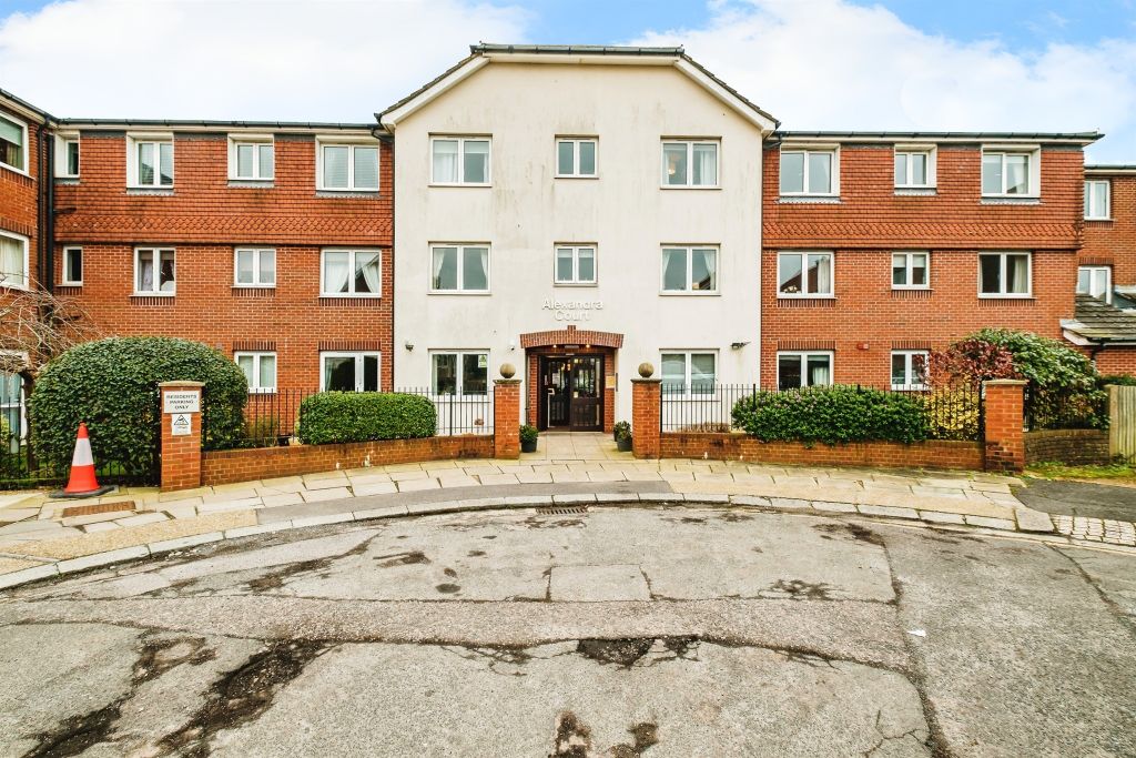 Property photo 2 of 17