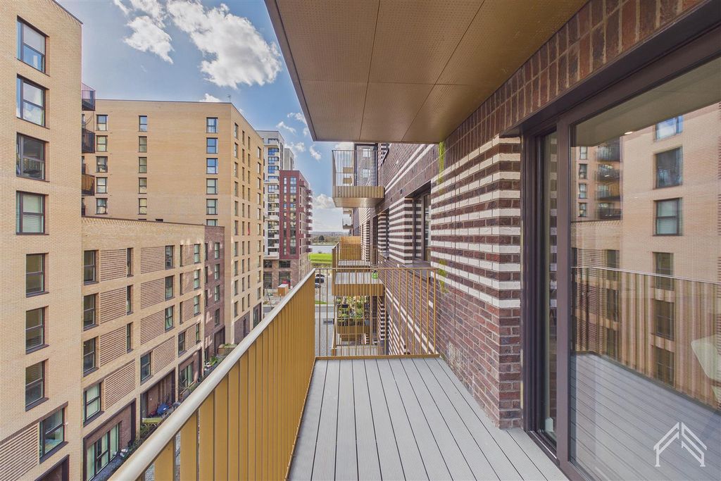 Property photo 3 of 20 4.Jpg