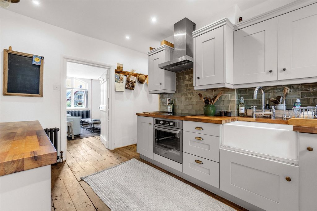 Property photo 2 of 23 Picture No. 08