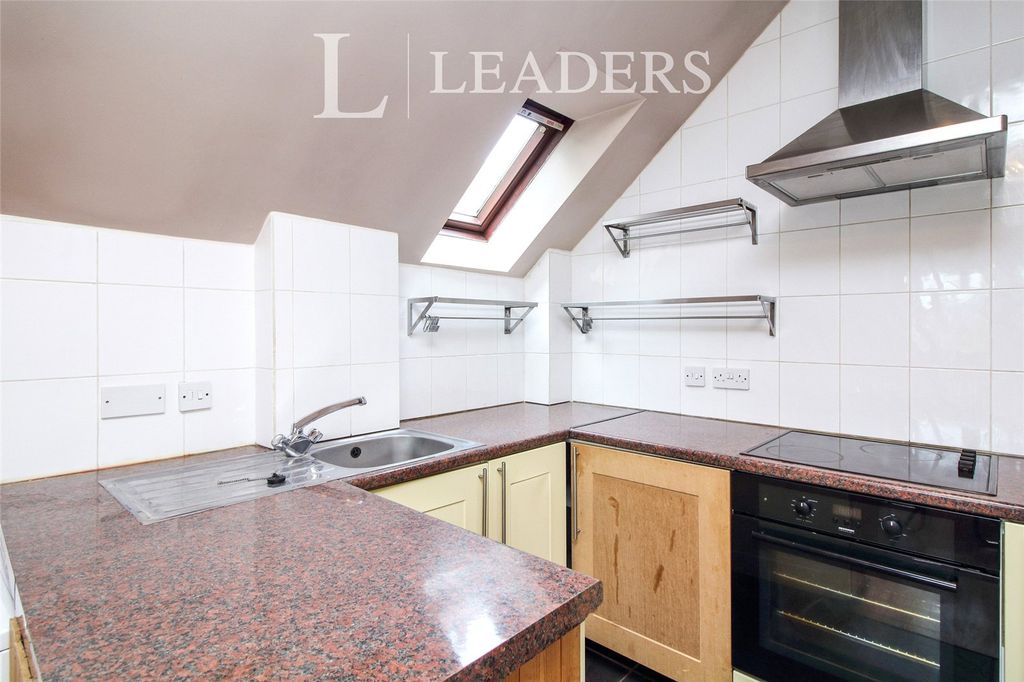 Property photo 2 of 12 80004d9A-5647-4Ab2-B