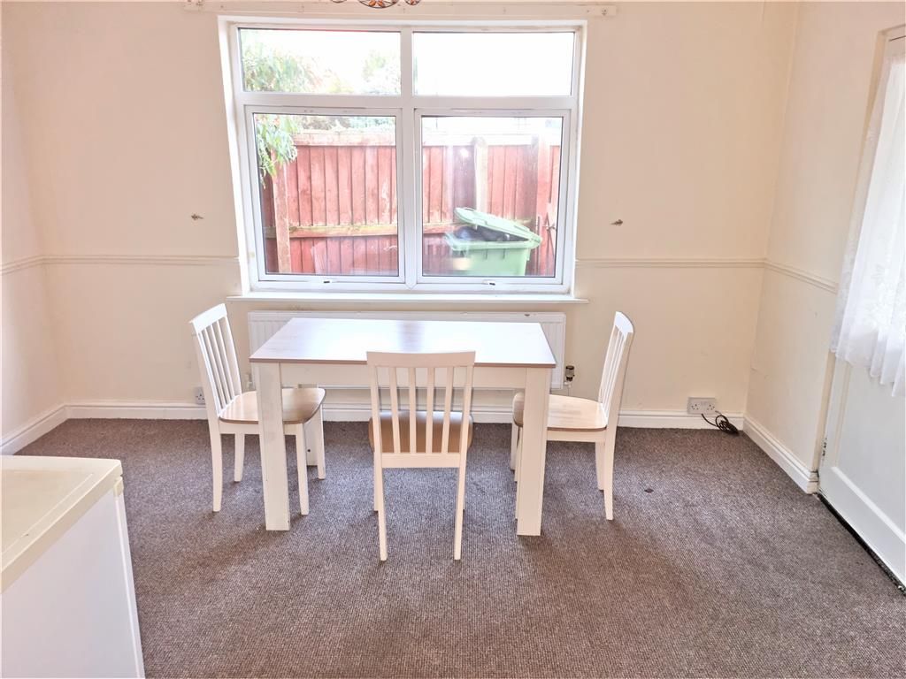 Property photo 3 of 8 Dining Room