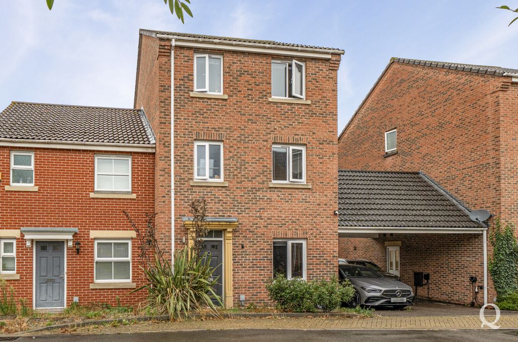Property photo 1 of 30 Bdb30423-748F-472...