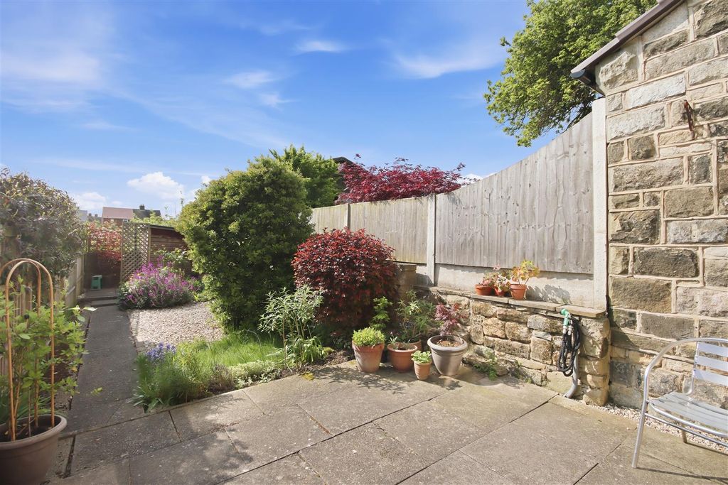 Property photo 3 of 13 Rear Garden 1