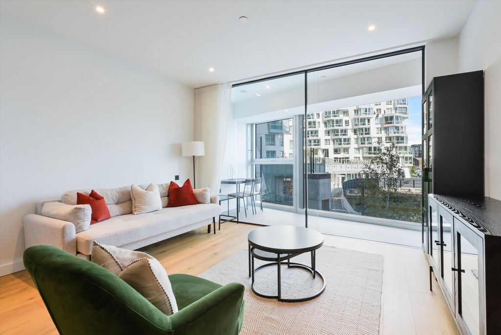 Property photo 1 of 12 Image