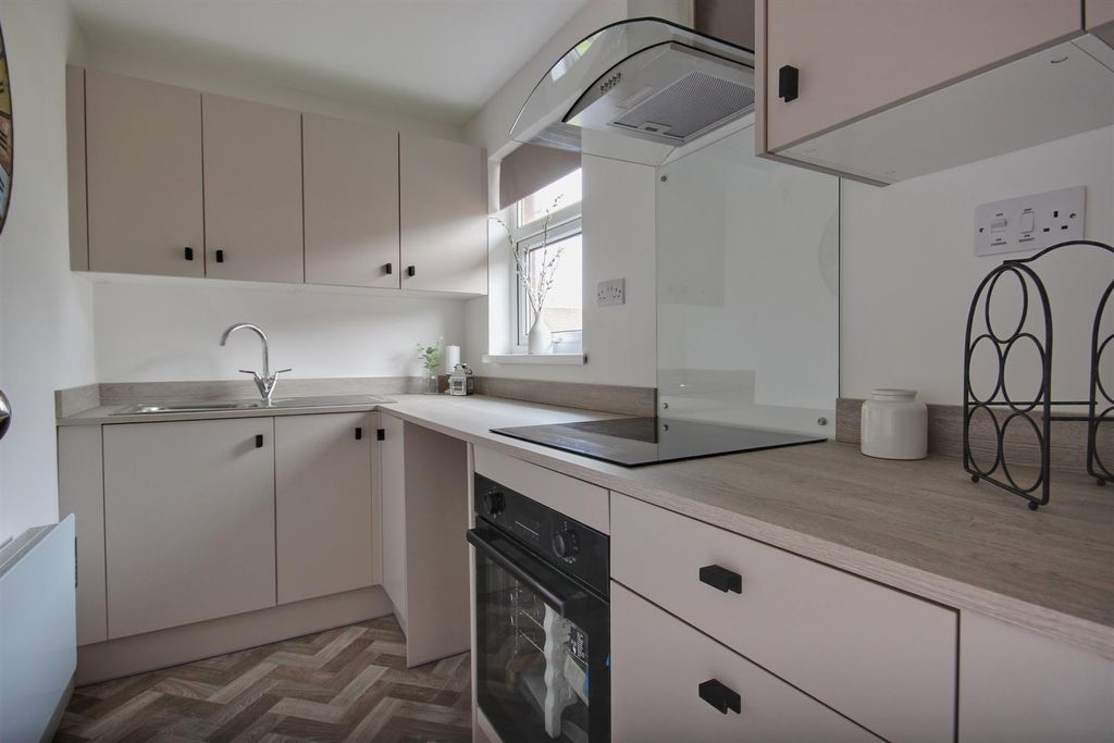 Property photo 2 of 8 Thurlow (7).Jpg