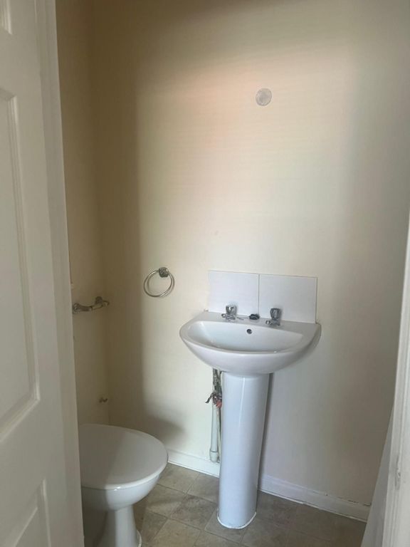 Property photo 3 of 3