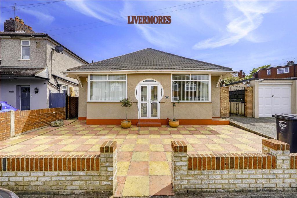 Property photo 1 of 29 Air04326Editeddp.Jpg