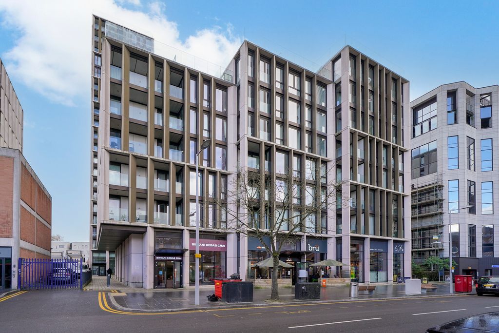 Property photo 1 of 26