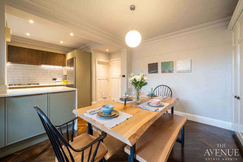 Property photo 3 of 39 4863687