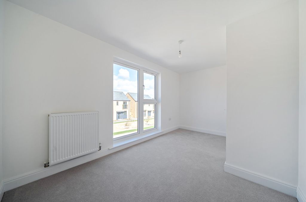 Additional image 9 of 3 bed end terrace house to rentHarebell Way, Winchester, Hampshire SO22