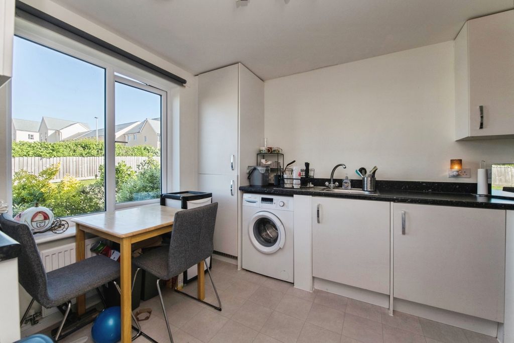 Property photo 2 of 34 Pbox-Img.Jpg