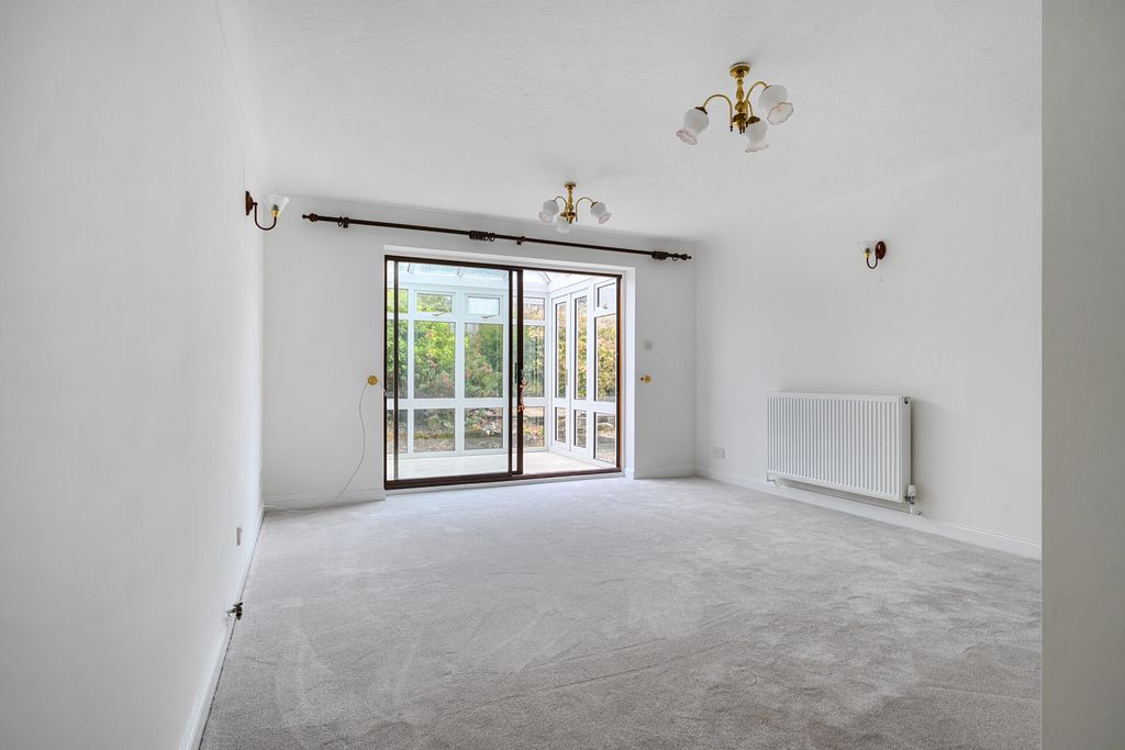 Property photo 3 of 19 15-6A844919129Ac-...