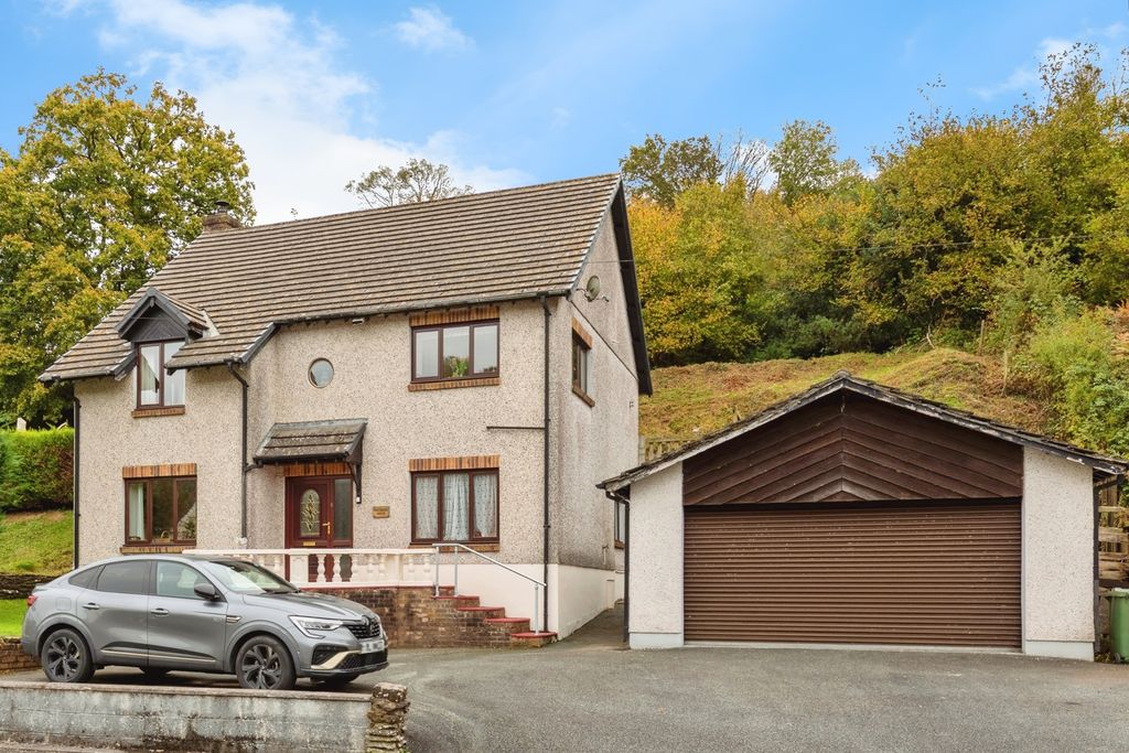 Property photo 1 of 17 Photo