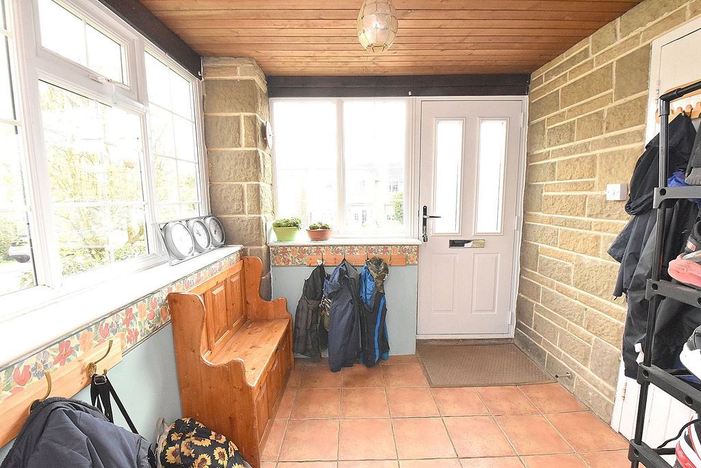 Property photo 2 of 17 Picture No. 12